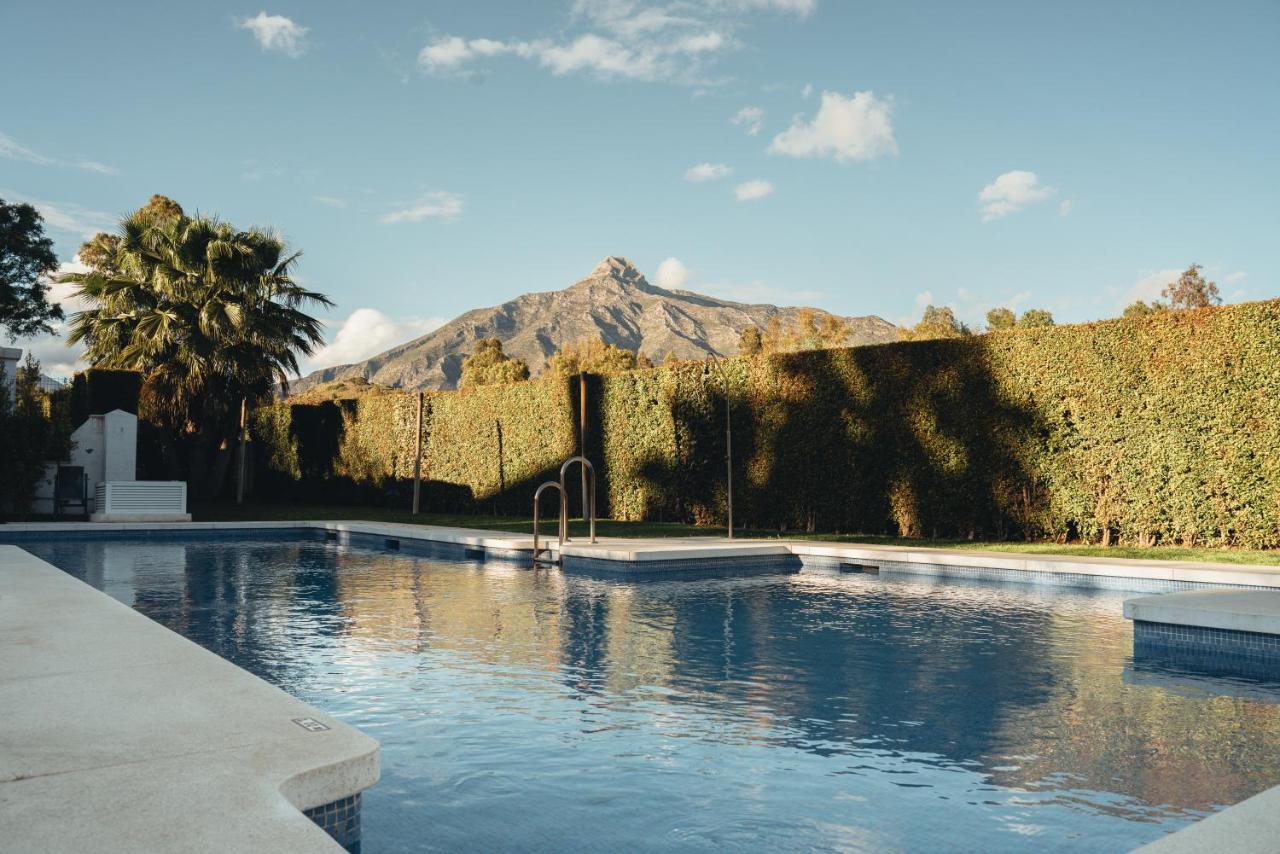 2Bdr Penthouse, Los Naranjos, W/Pool, 2Km P.Banus Marbella Buitenkant foto